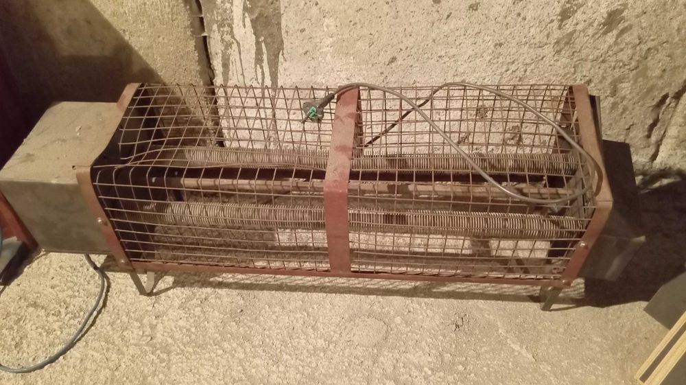 Напольный обогреватель