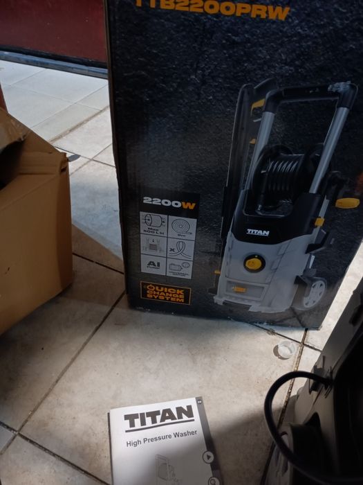 Titan TTB2200PRW 150bar Електрическа машина за високо налягане 2.2kW 2