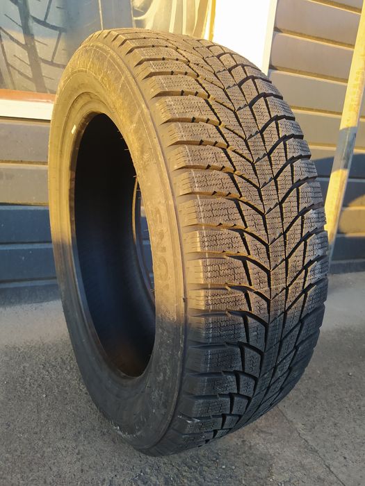Valleystone 235/55R19 PL51