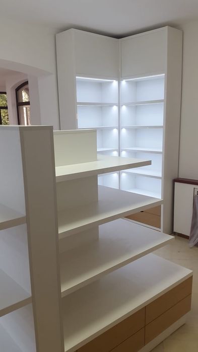 Продаю торговое оборудование