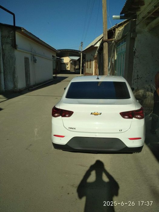 Avtomashina variantga beriladi