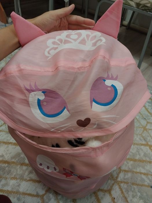 Игрушки мягкие+ вещи+ корзина!