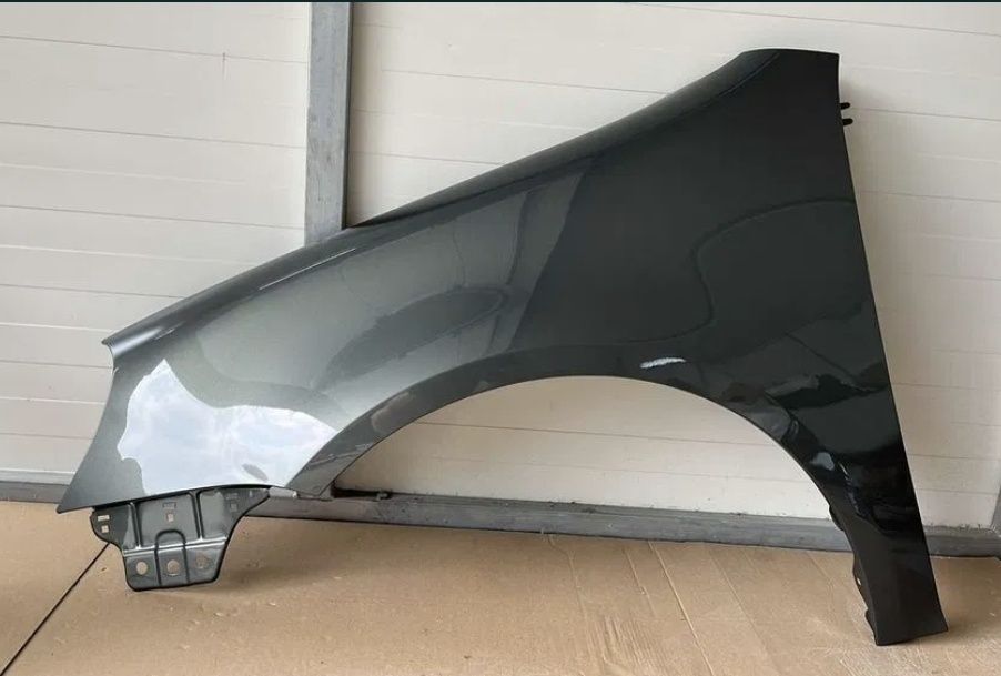 Aripa stanga vopsita verde LA6Q Volkswagen Golf 5 V 2004 - 2008