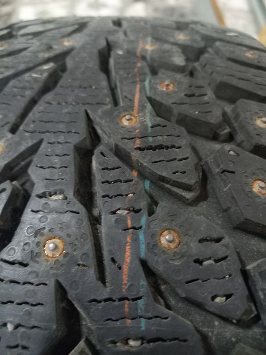 Продам зимние шины Kumho