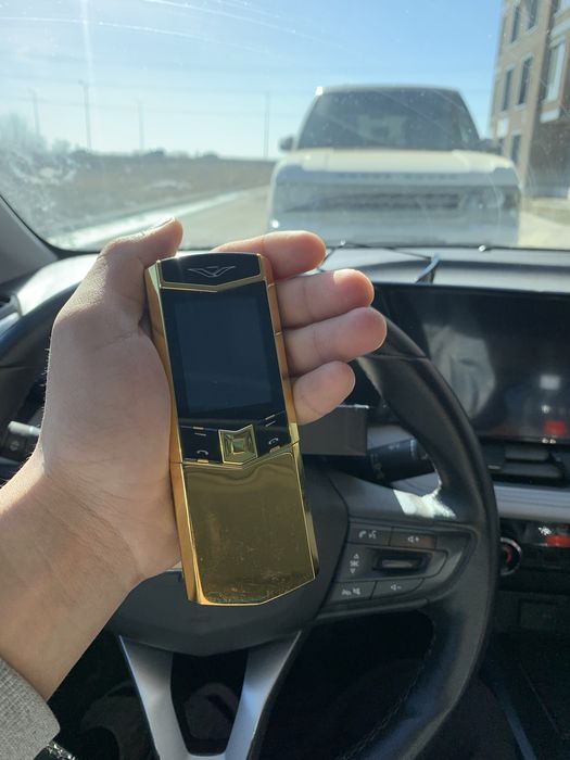 Продам телефон верту, vertu