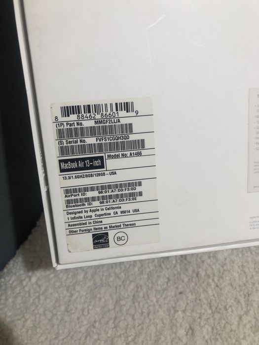 Продам Maacbook air 13 2015