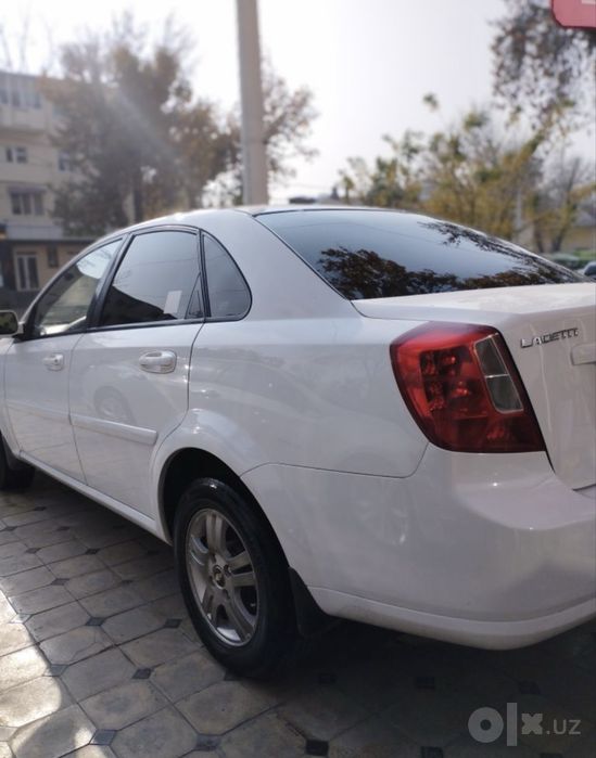 Продается chevrolet Lacetti 1.6 автомат