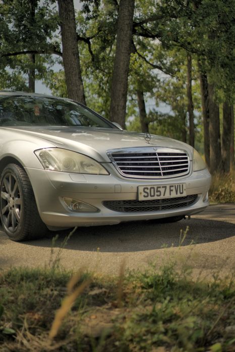Bara fata gri Mercedes S W221 far grila aripa stop trapa turbo perna
