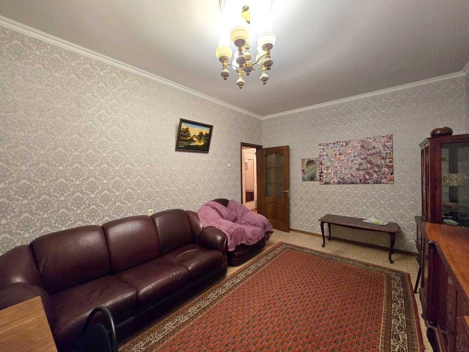Продам 2км квартиру Торайгырова 11А