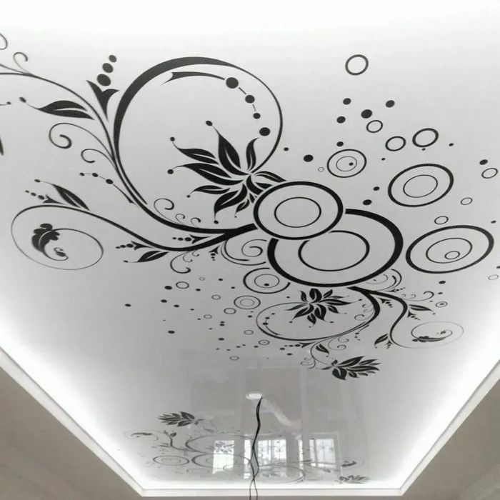 Натижной паталок.