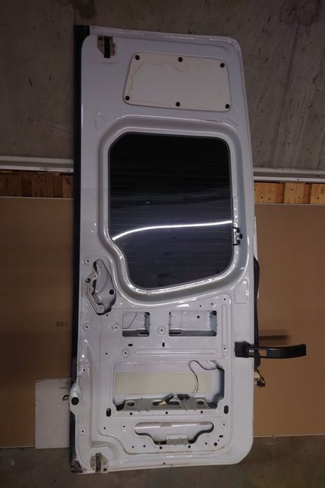 Задни Врати за бус Mercedes Sprinter W906