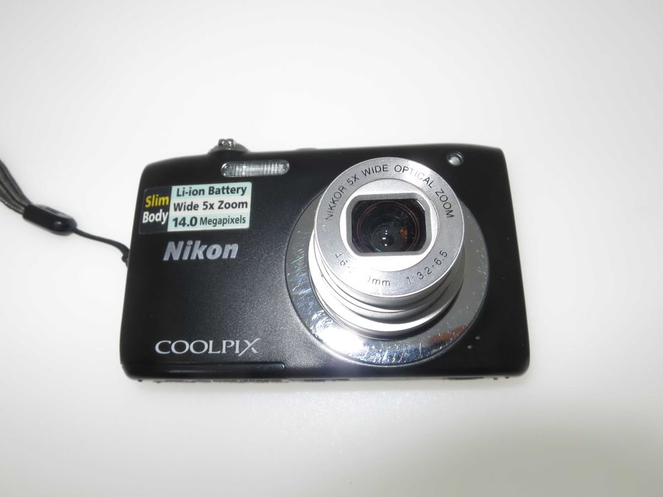 Nikon Coolpix S2600 стилен ултра компактен фотоапарат Работи Отлично