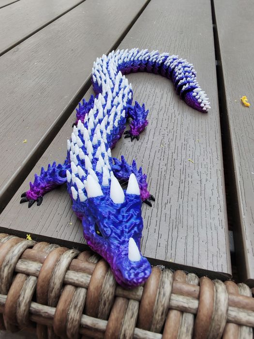 Dragon Articulat / Flexibil Printat 3D, Culoare Cameleon (Mov-Albastru), 30 cm