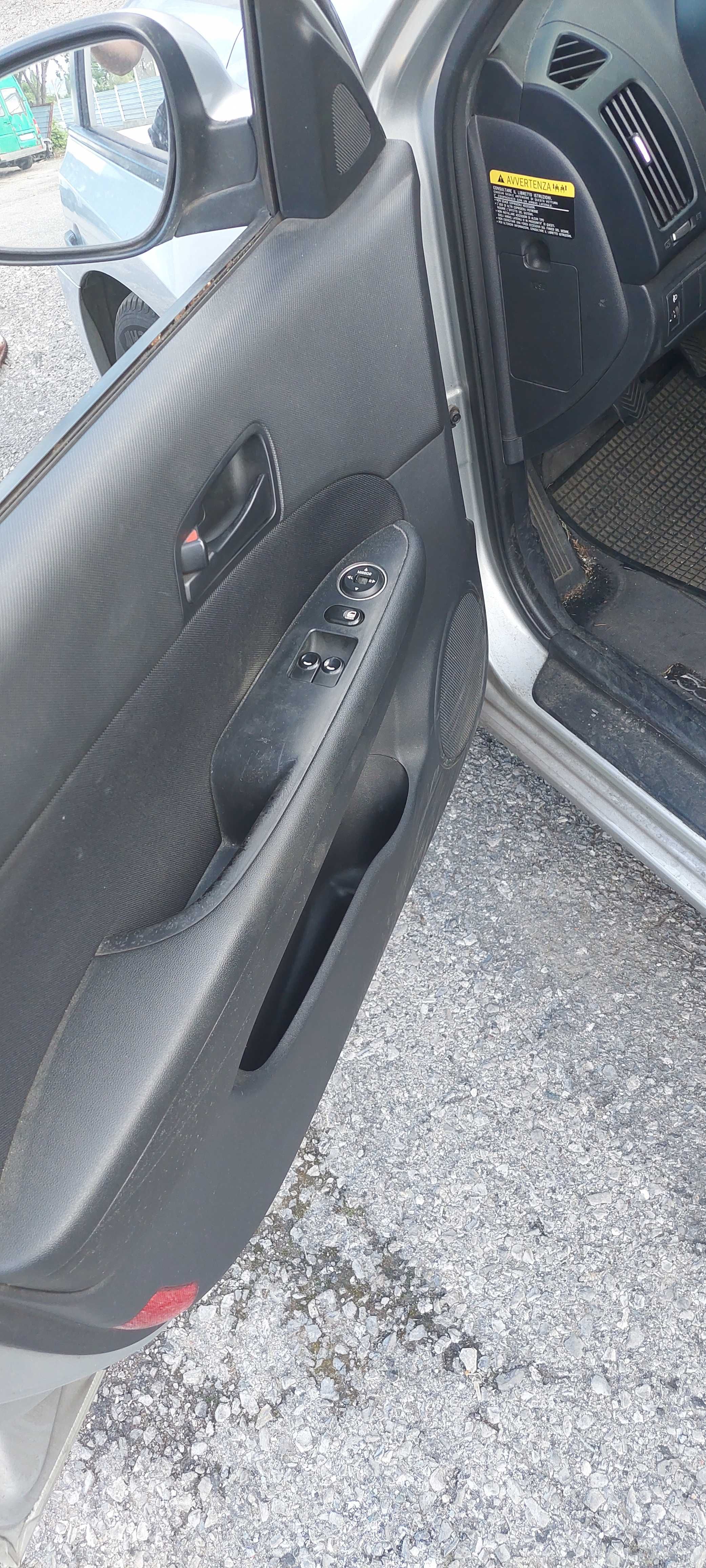 Hyundai i30 CW 1,6 i Хюндай И30 на части! Октомври 2008 гр. Дупница ...