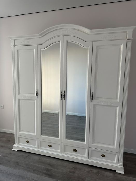 Продам шкаф 2 метра длина