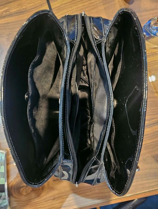 Продам кожанную сумку