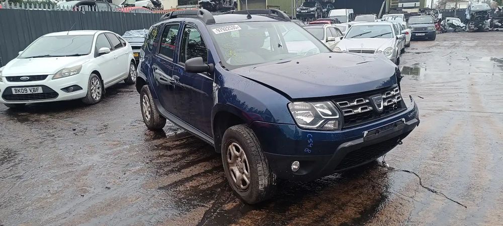 Dezmembrari / Dezmembrez Dacia Duster [Fabr 2010-2017] 1.5 dCi K9K656 cutie viteze manuala cod culoare Albastru metalizat