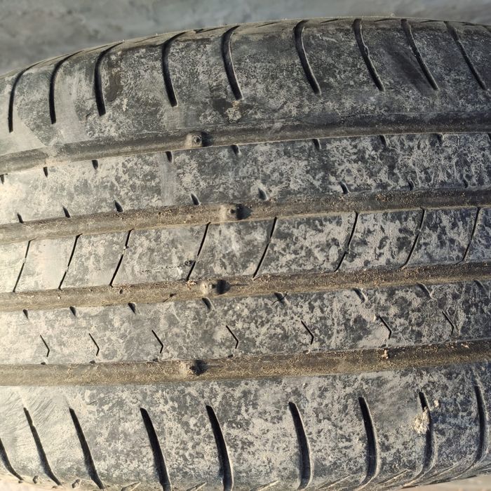 Продам шины б/у KUMHO (2шт)