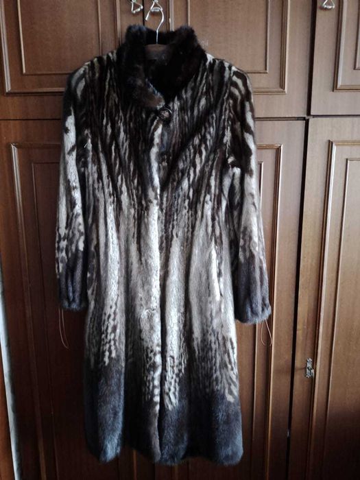 Норковая шуба длинная 250 000 тенге