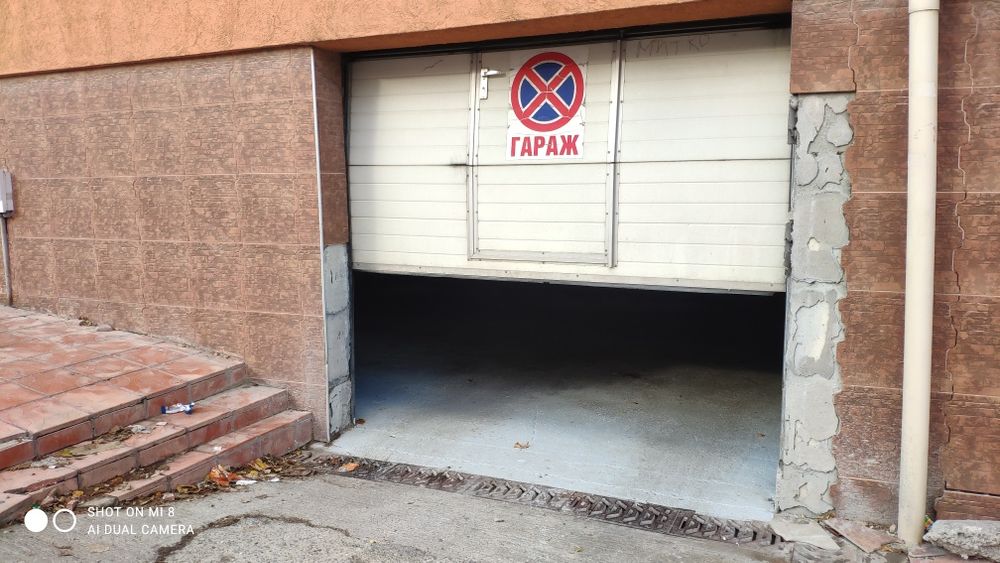 Дава се под наем Гараж / Паркомясто в Шумен, Томбул джамия - 33 кв.м за 81.6 € - Снимка #1