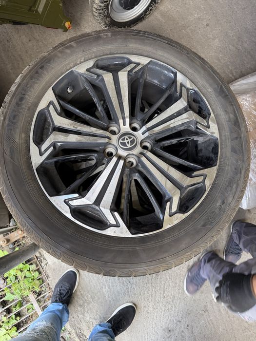 Jante Orginale Toyota RAV4 R19 , Anvelope Vara