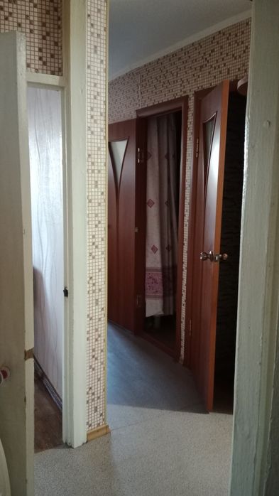 Продам 2х.ком. кв.полностью мебелированна