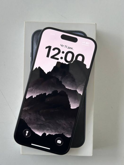 Iphone 15 pro 256 xotira 88 emcost sotiladi ideal xolatda radnoy