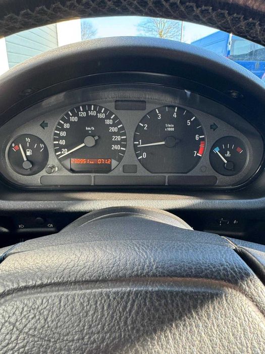 BMW Z3 Roadster 1.9 Automatic – Clasică de colecție, stare foarte bună