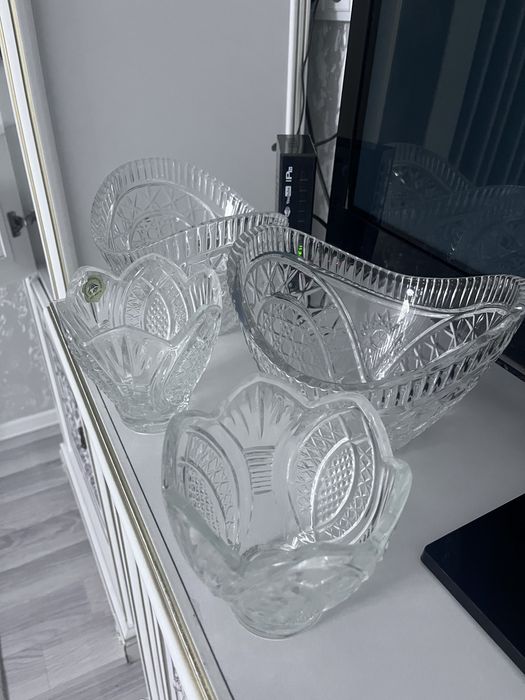 Фруктовница сатылады.