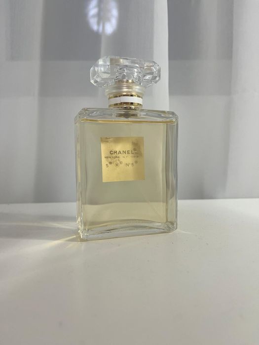 Apa de parfum chanel 5