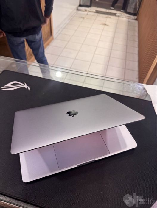 Macbook pro 13.3