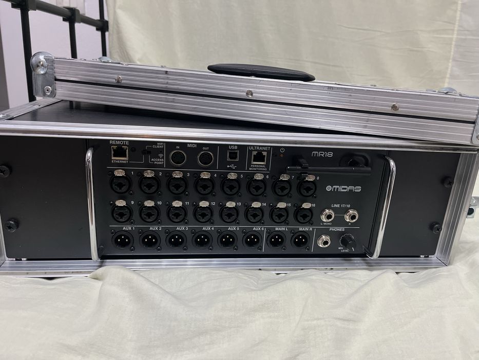 Midas mr18 + rack thon Eco 3u 23
