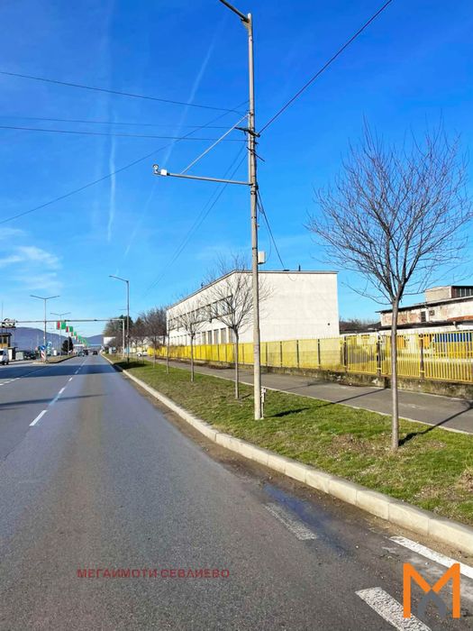 Продажба гр. Севлиево - гр. Севлиево 2663m²