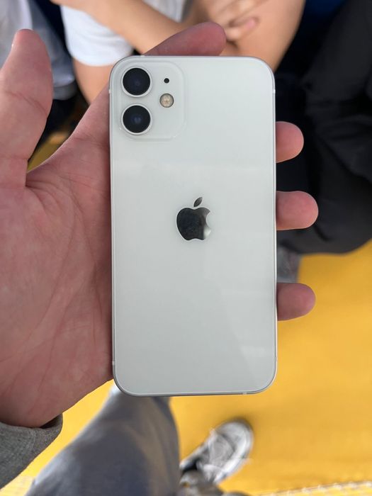 айфон 12 мини на обмен