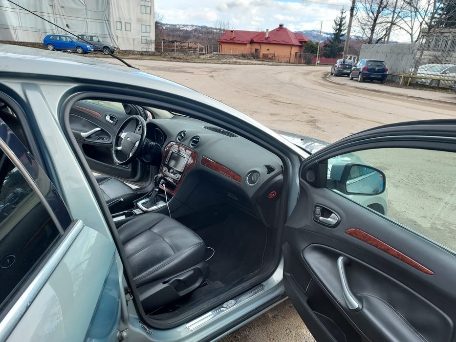 Ford Ghia caut nou proprietar