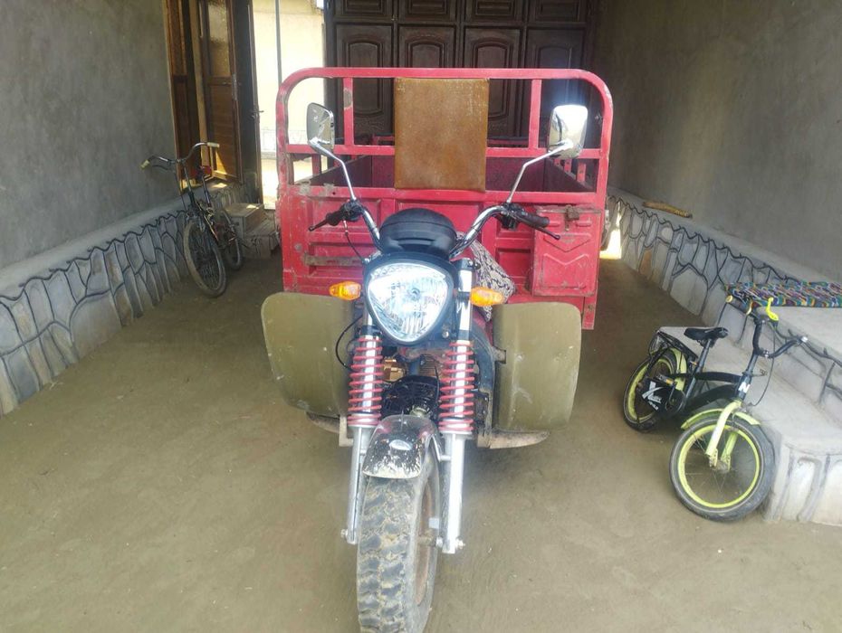 Муравей сотилади