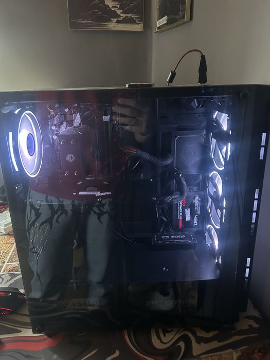 Vand setup gaming complet , ideal pentru jocrui