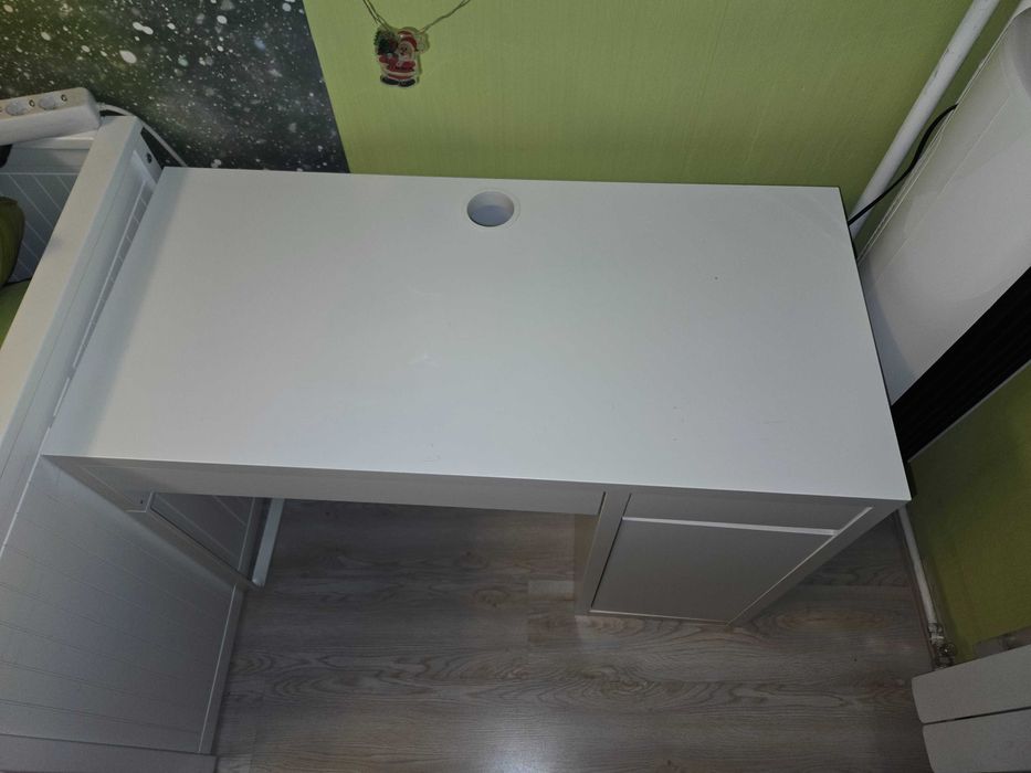 Бюро от Икея  99лв.