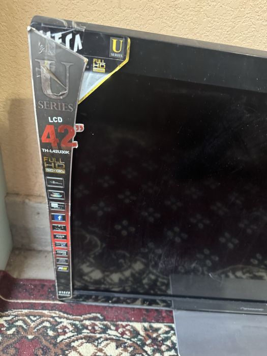 Panasonic LCD 42 televizor