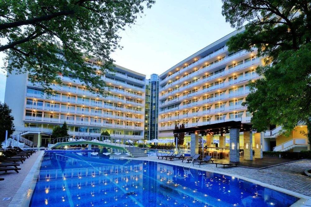 Продава се Двустаен апартамент в к.к. Слънчев бряг - 94 кв.м за 830 €/кв.м - Снимка #14