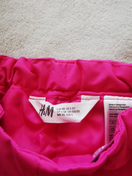 Pantaloni impermeabili H&M m98 si dresuri H&M 92 noi