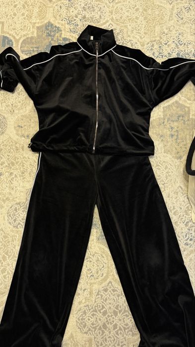 Спортивные костюмы на девочек