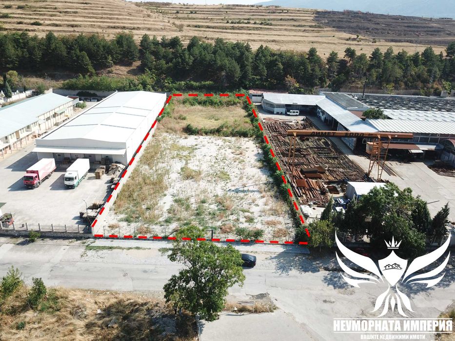 Дава се под наем Парцел в Асеновград - 4400 кв.м за 820 € - Снимка #7