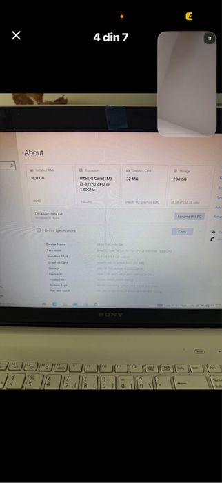 Laptop Sony Vayo I3 Gen 3 SSD 256 GB cu 16 GB Ram silentios nu se incalzeste bateria tine un model reusit pentru navigare pr internet