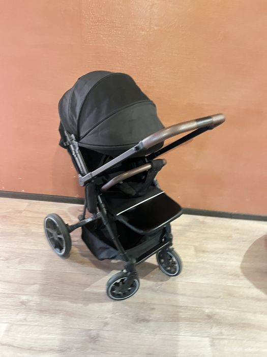 Продам коляску TOMIX