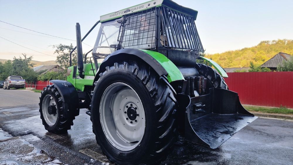 Tractor forestier Deutz fahr dx 6.10