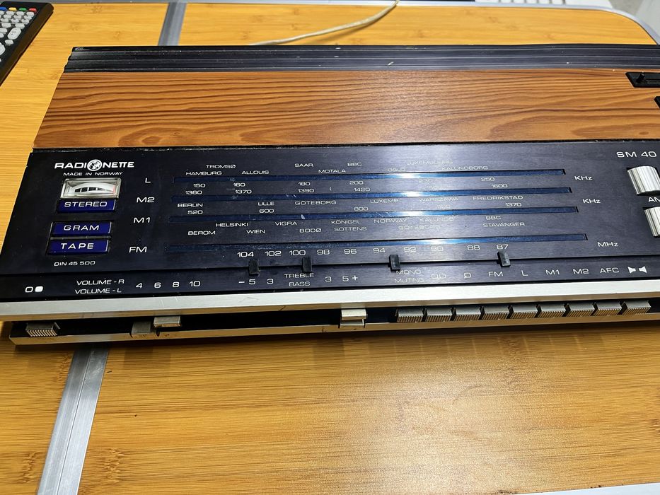 Vand radiocasetofon Radionette vintage