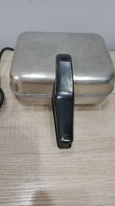 Вафельница советская продам