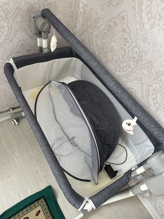 Манеж-кровать Asomy в идеальном состаяние