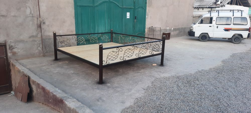 Temir karavot sotiladi